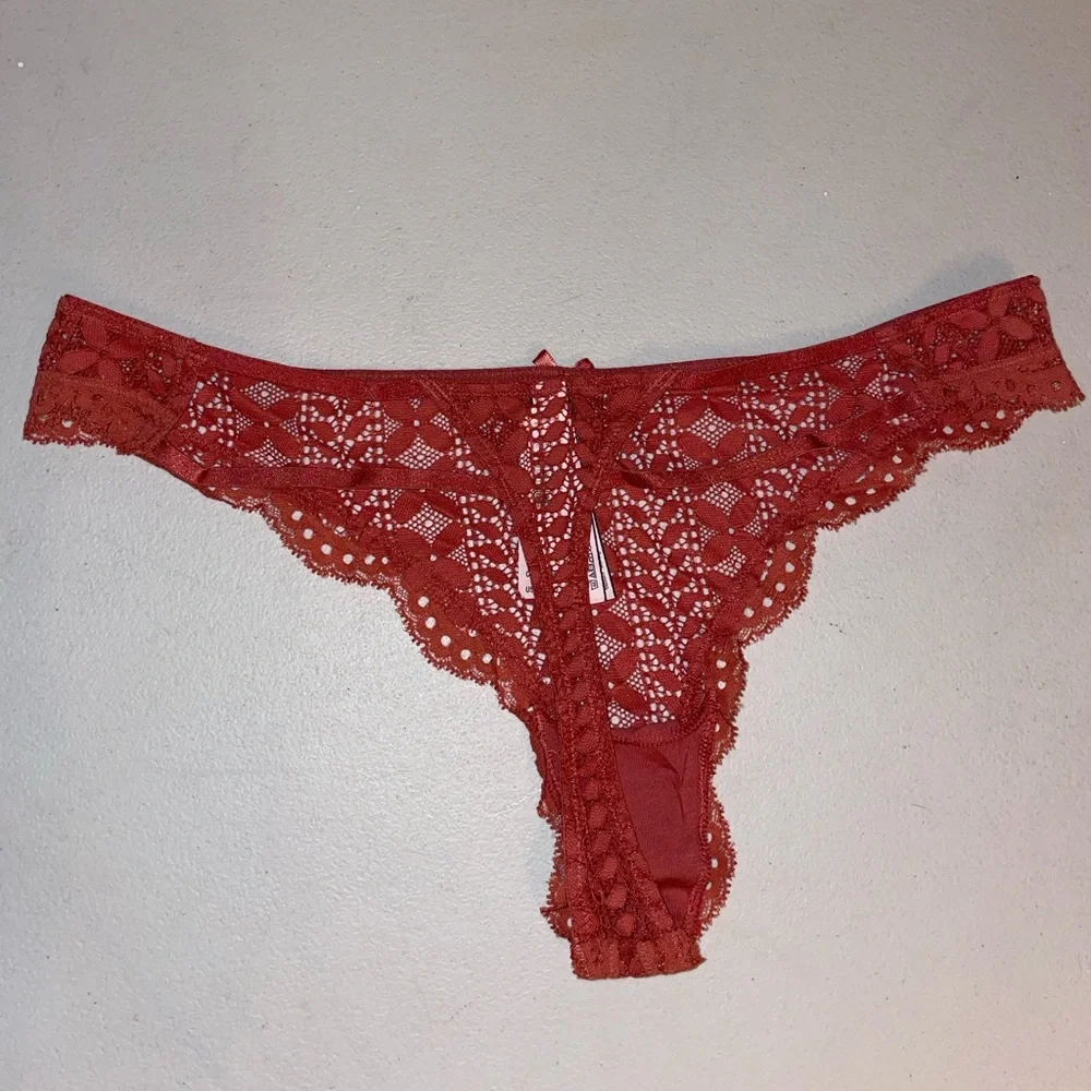Victoria's Secret Dream Angels Lace Thong Rust Lace Panties 🆕 🪽🪽 VS Panty - Picture 9 of 10
